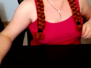 elly_petite