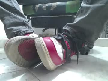 srfindomfeet_