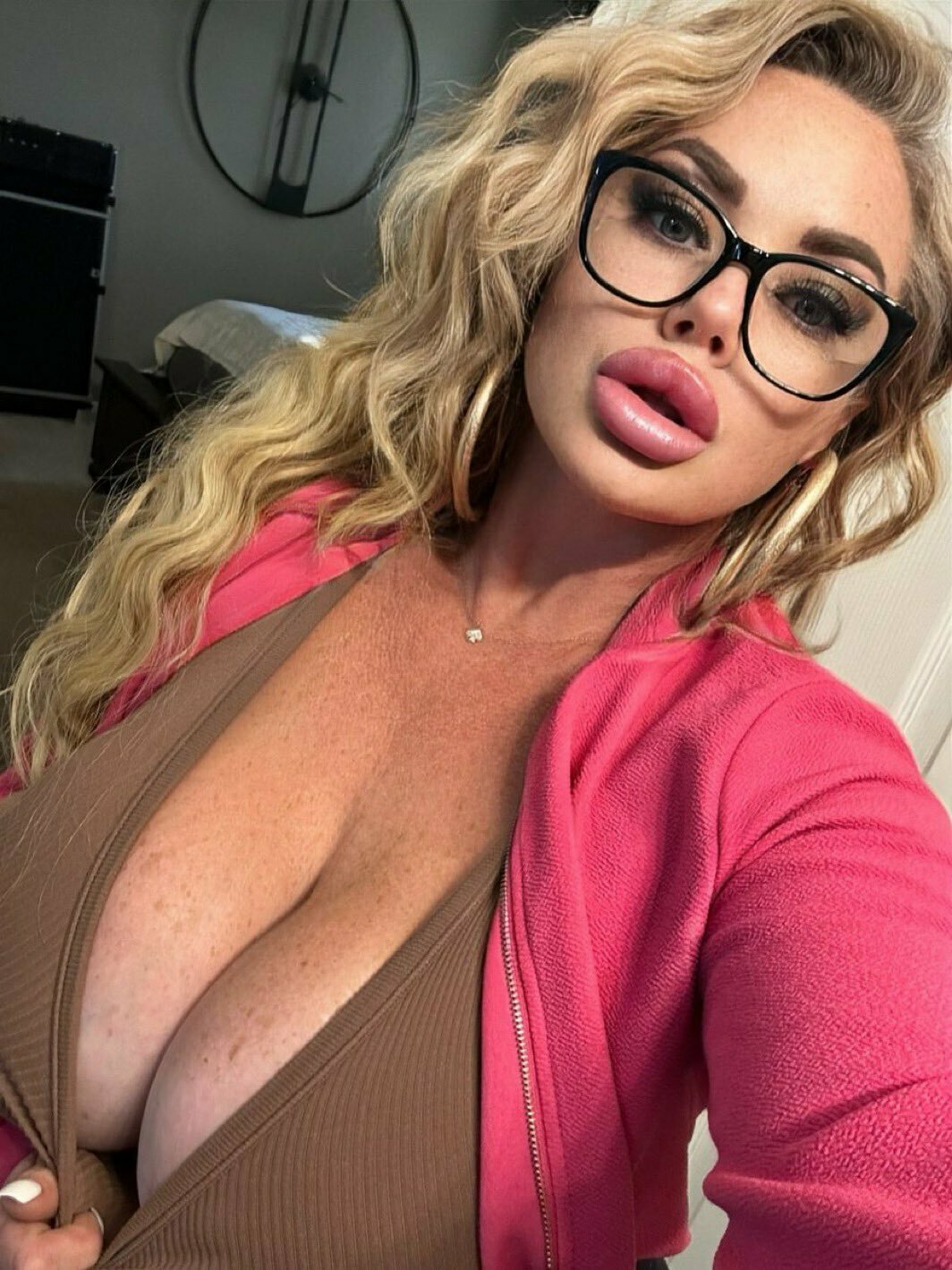 Love when men stare at my massive tits (clothed) — 40
