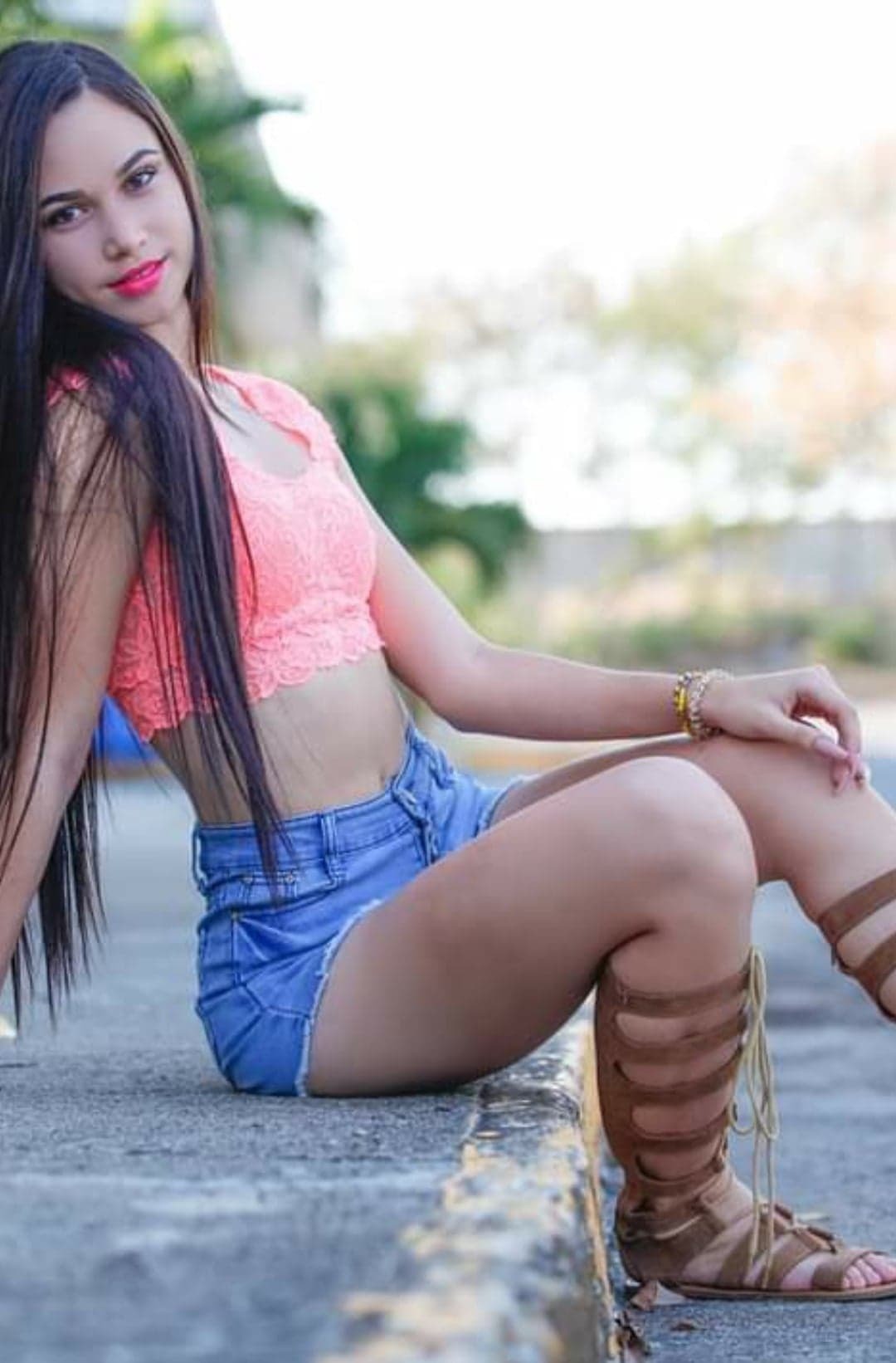 lez latinas 2 — 14