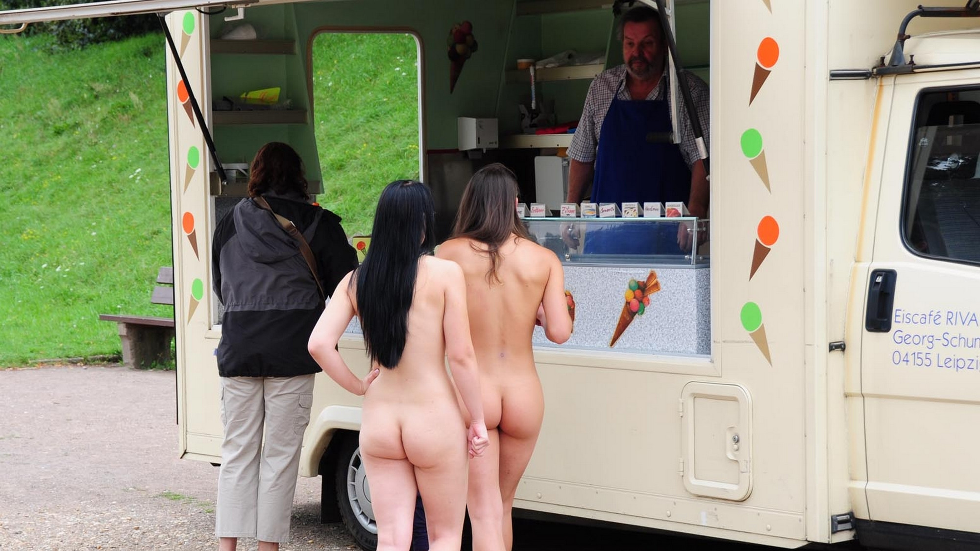 Fully Nude In Public — 8