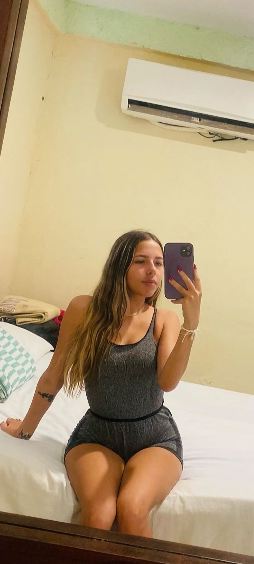 Big ass and titis latina wife — 8